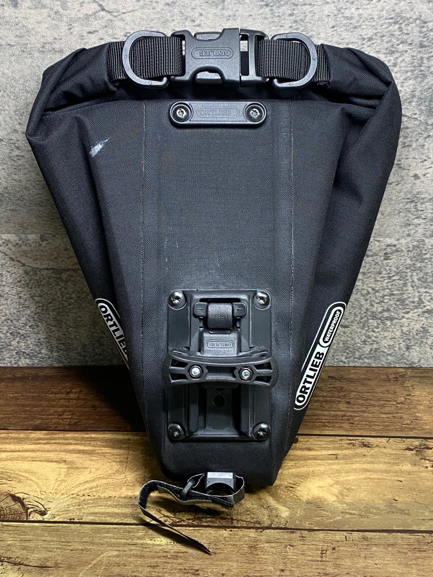 IU201 オルトリーブ ORTLIEB サドルバッグ