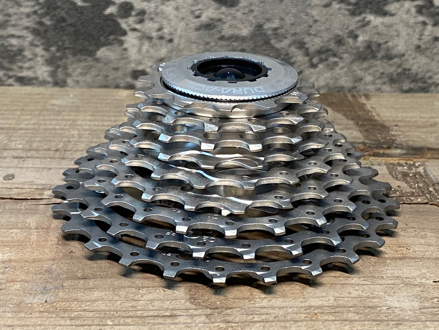 IN911 シマノ SHIMANO デュラエース DURA-ACE CS-7700 スプロケット 12-25T 9S