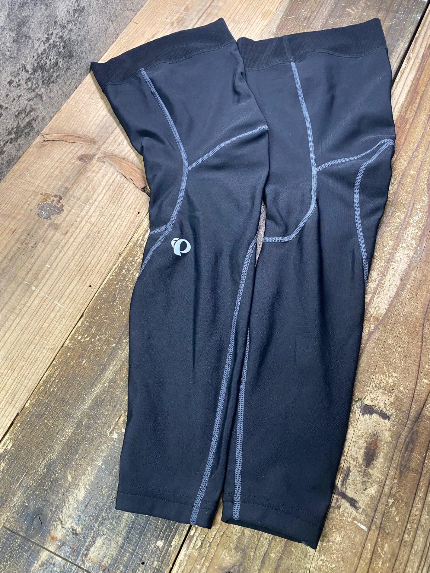 IU912 パールイズミ PEARL iZUMi レッグウォーマー 黒 M 裏起毛