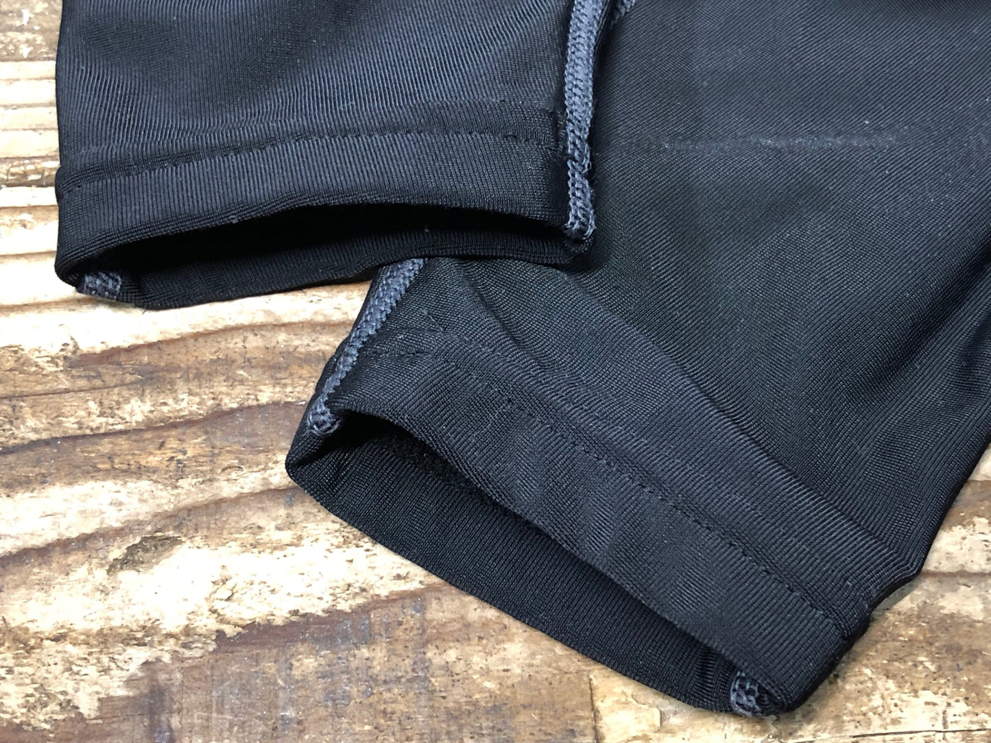 IP791 パールイズミ PEARL iZUMi レッグウォーマー 黒 M ほつれ