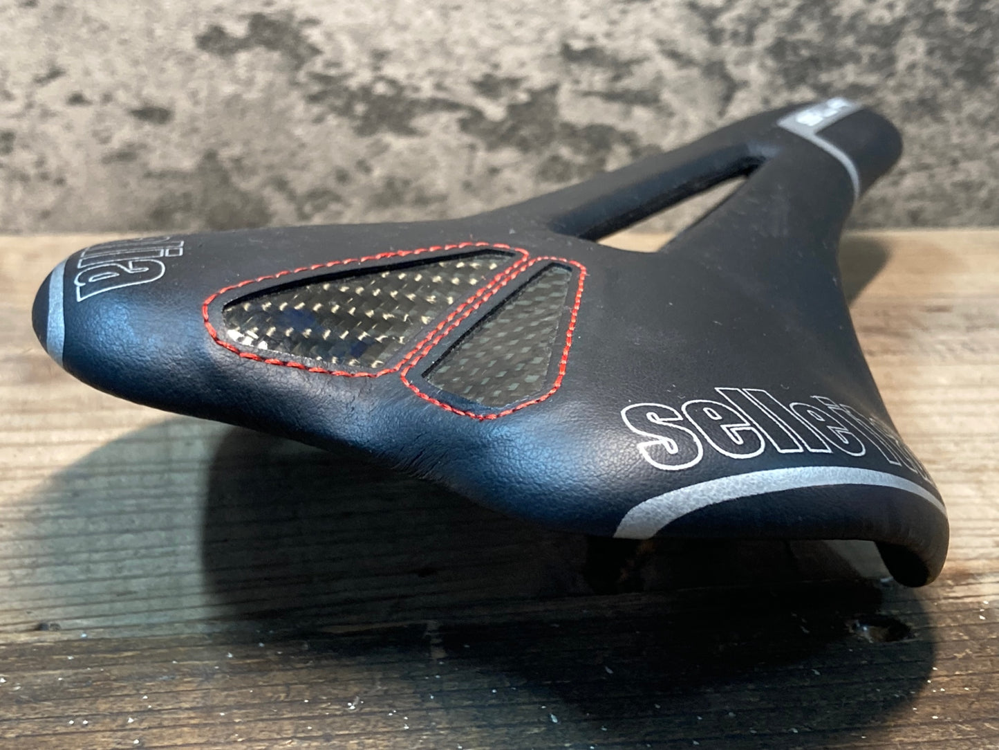 IP861 セライタリア Selle Italia SLR KIT CARBONIO FLOW サドル カーボンレール 黒