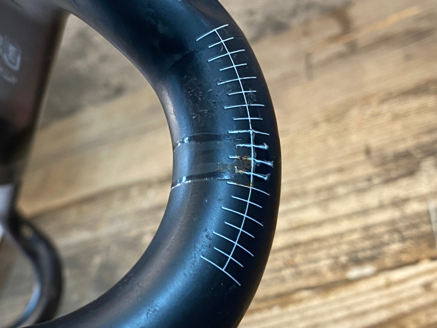 IT597 イーストン EASTON EC90 AERO カーボンドロップハンドル エンドC-C440mm Φ31.8