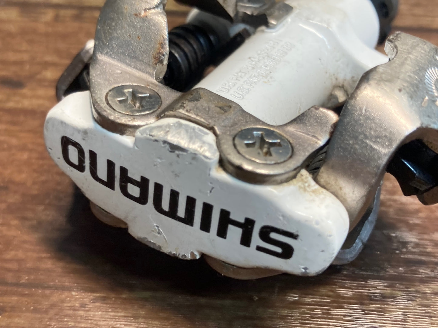 IX786 シマノ SHIMANO PD-M520 ビンディングペダル SPD 白
