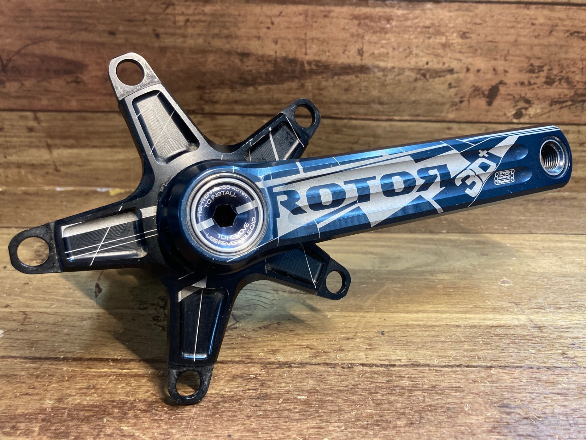 IC204 ローター ROTOR 3D+ クランクセット 30mmスピンドル 170mm PCD130 – BICI AMORE EQ STORE