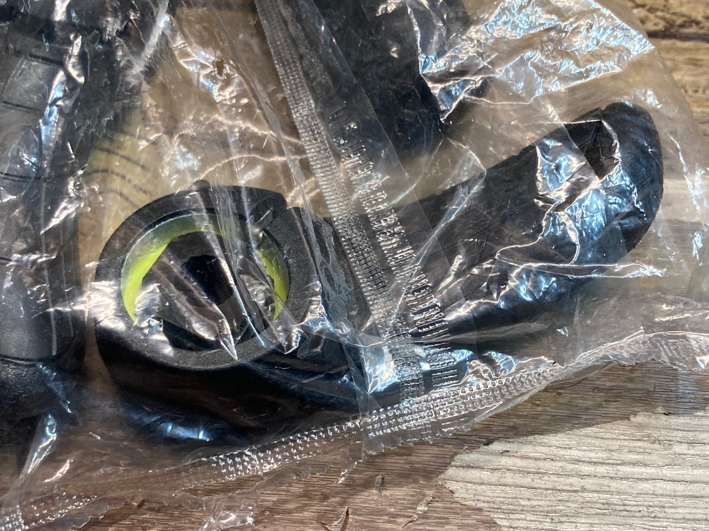 IJ982 エルゴン ERGON GP3 グリップ