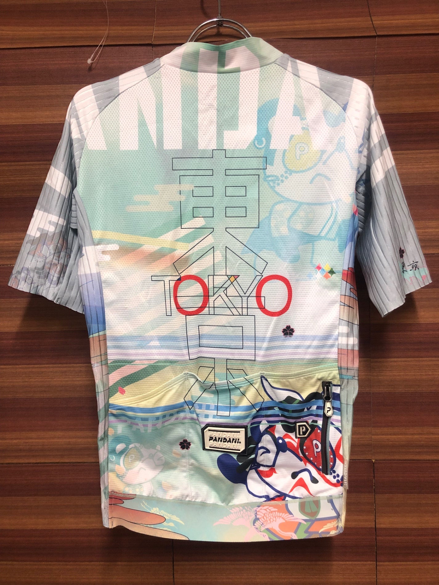 IP990 パンダーニ Pandani 半袖 サイクルジャージ 白 総柄 S TOKYO