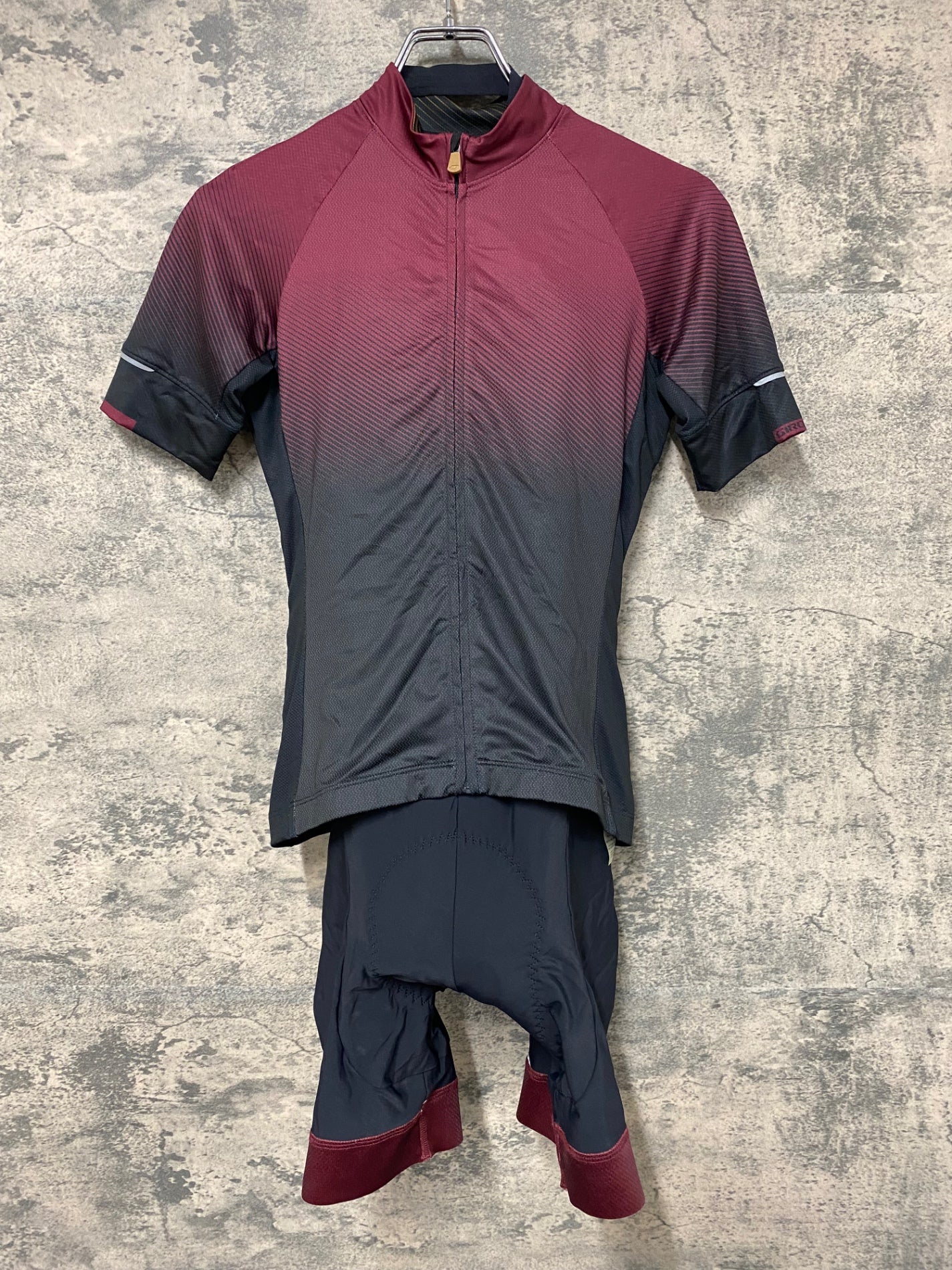 IP467 ジロ GIRO RENEW SERIES 半袖 サイクルジャージ ビブショーツ 上下セット ワインレッド WOMEN’S XS
