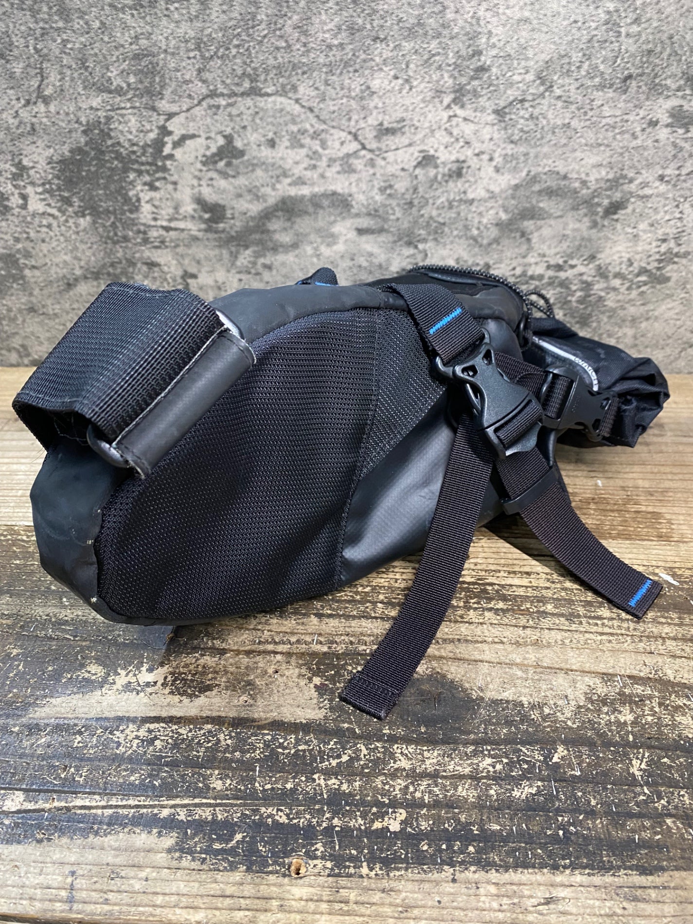 JC147 オーストリッチ OSTRICH サドルバッグ 黒