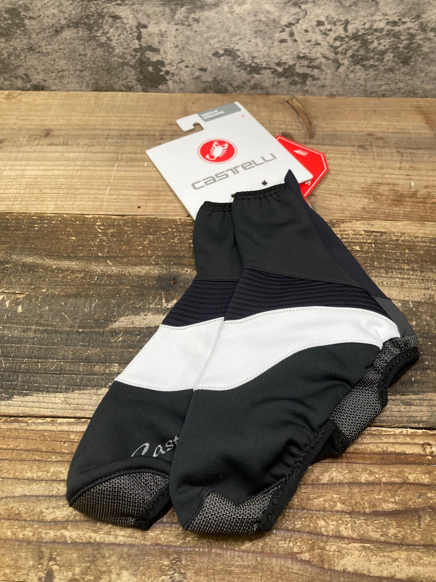 IV961 カステリ CASTELLI TEMPO W シューズカバー 黒 白 S 裏起毛