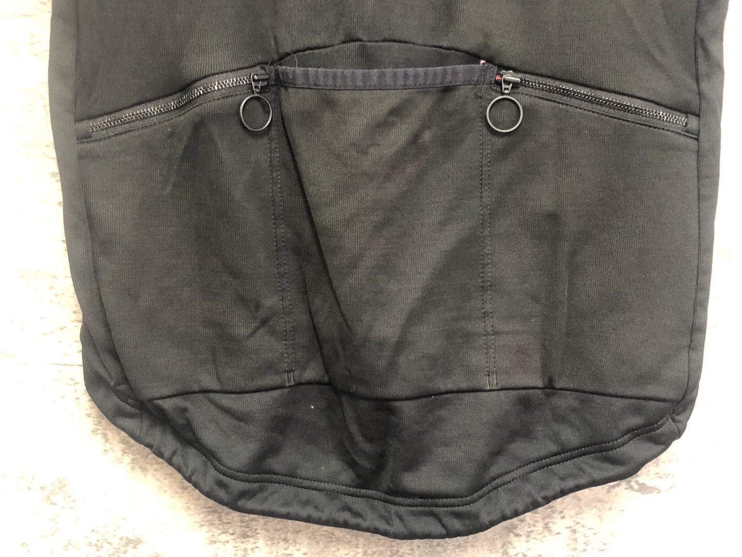 IX169 ラファ Rapha KINGS OF PAIN JERSEY 半袖 サイクルジャージ 黒 M ラファ10周年記念モデル ※ほつれ、チャック破損