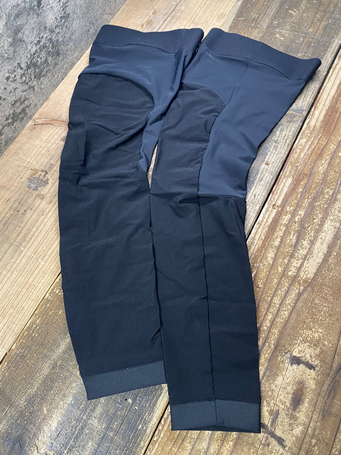 IV329 ラファ Rapha EXPLORE LEG WARMERS レッグウォーマー 黒 XS/S