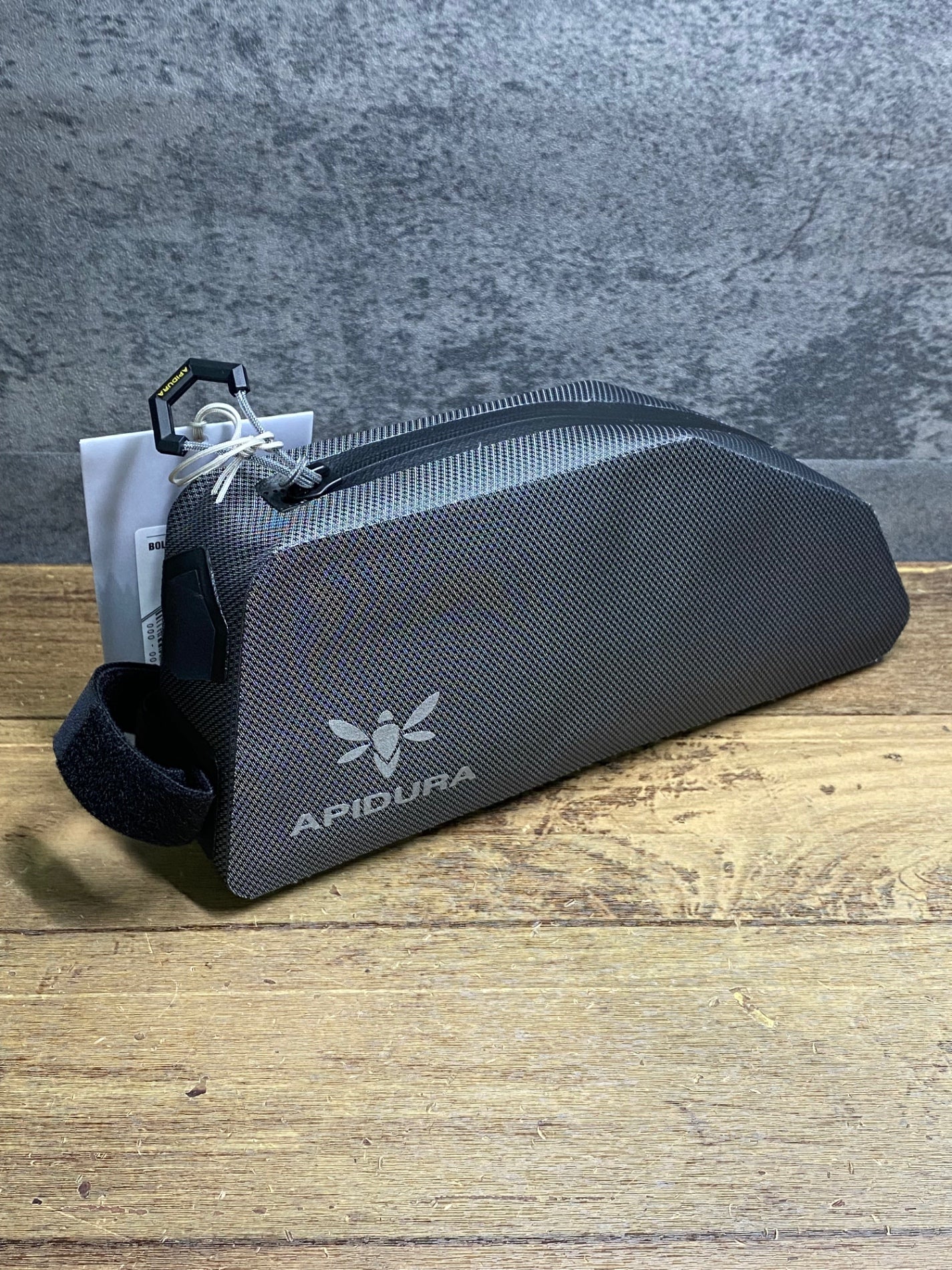 IT874 アピデュラ APIDURA EXPEDITION ボルトオン トップチューブバッグ