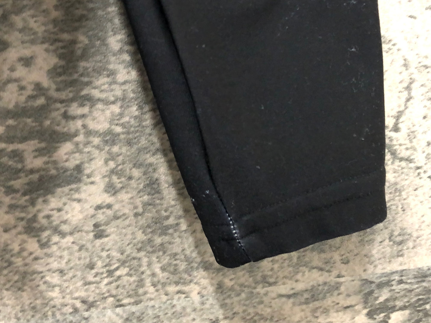 IW409 スポーツフル sportful 長袖 サイクルジャージ 黒 緑 M 裏起毛 BORA hansgrohe ※傷