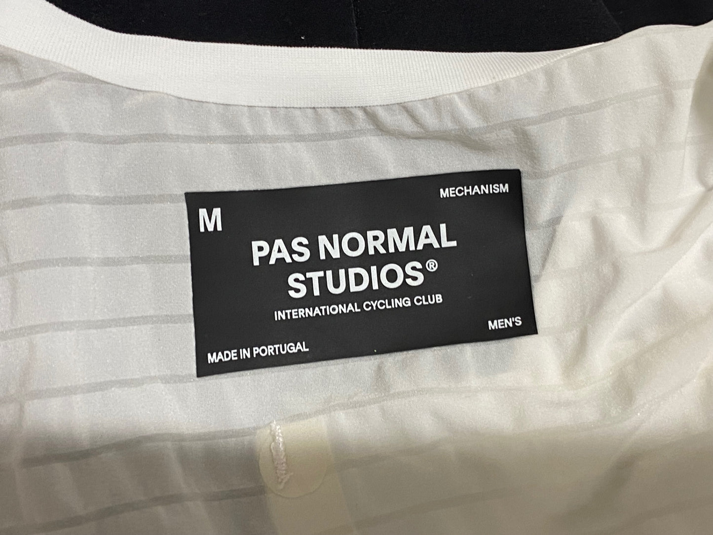 JD965 パスノーマルスタジオ PAS NORMAL STUDIOS Mechanism ビブショーツ 黒 M