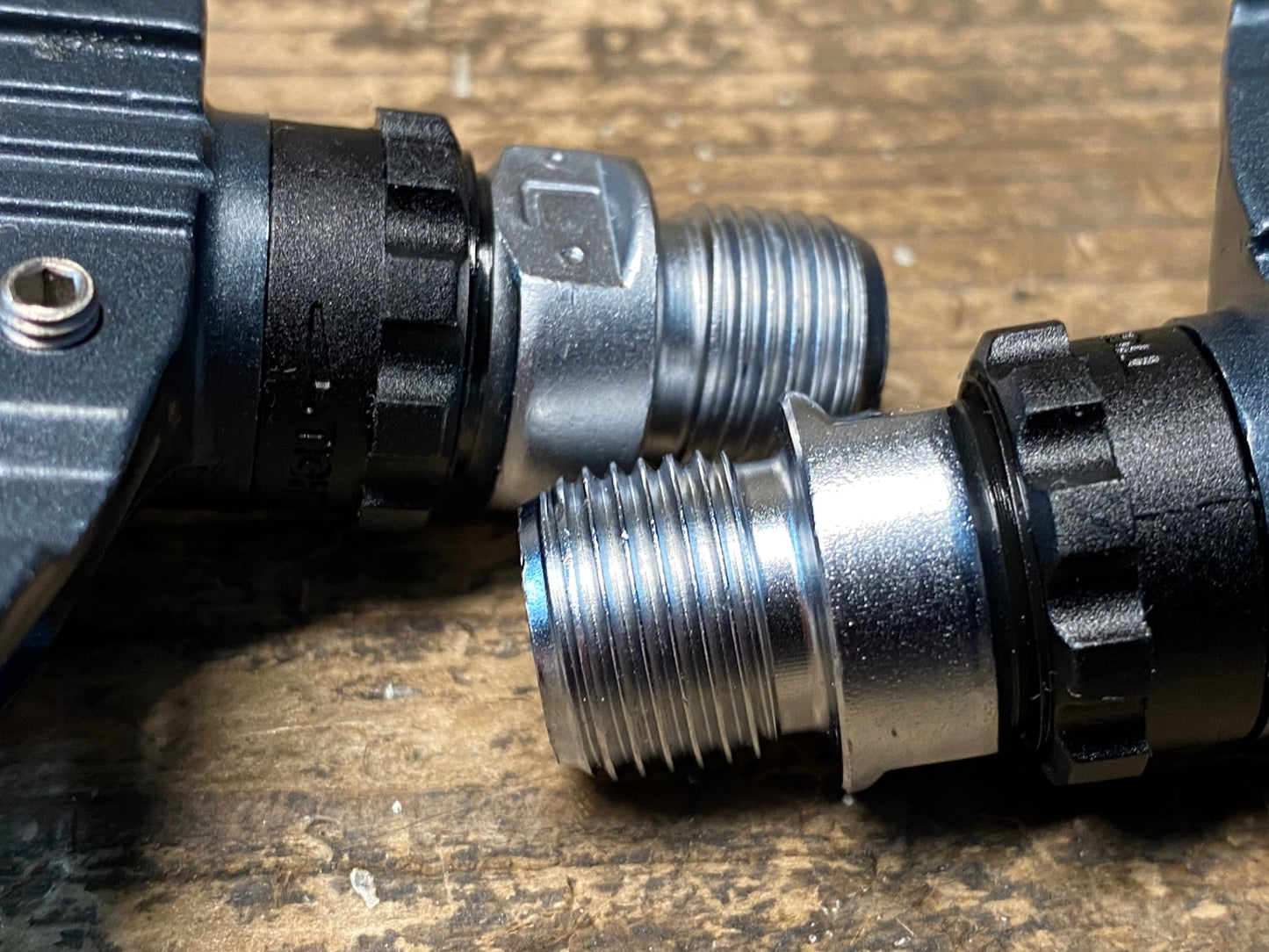 IZ613 シマノ SHIMANO PD-EH500 ビンディングペダル 片面フラット