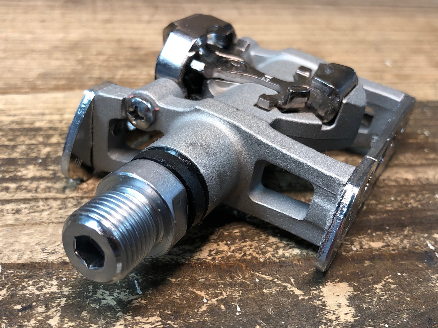 IW056 シマノ SHIMANO PD-M324 ビンディングペダル SPD 片面フラット