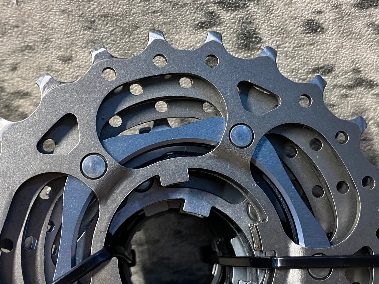 IP562 カンパニョーロ CAMPAGNOLO レコード RECORD スプロケット 11S 11-23T