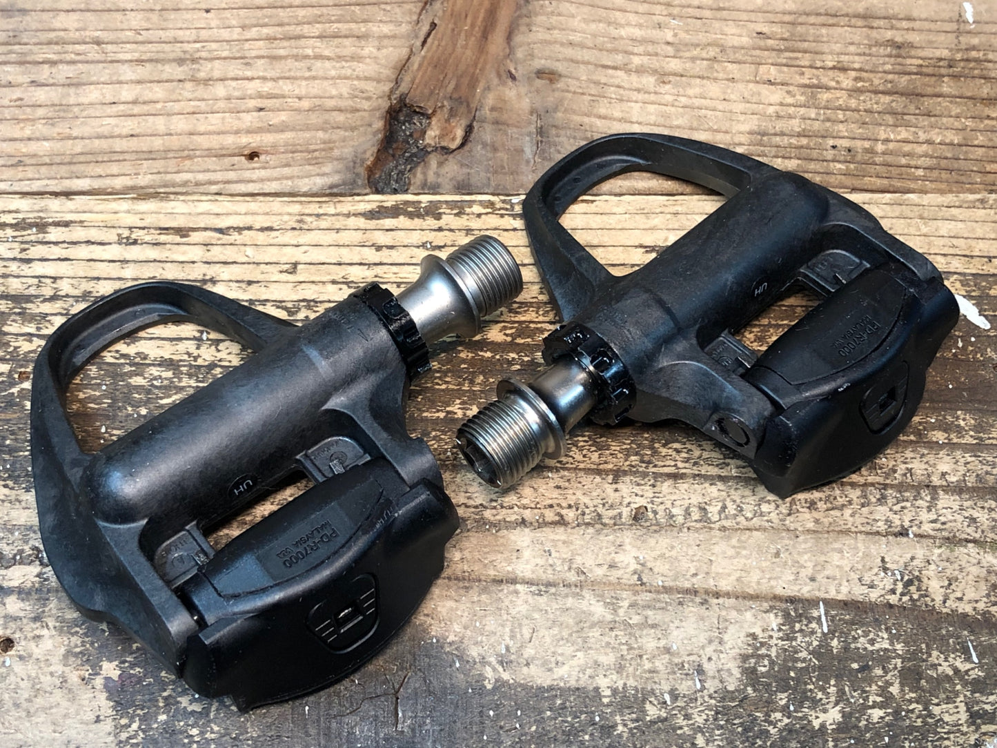 IW052 シマノ SHIMANO 105 PD-R7000 ビンディングペダル SPD-SL