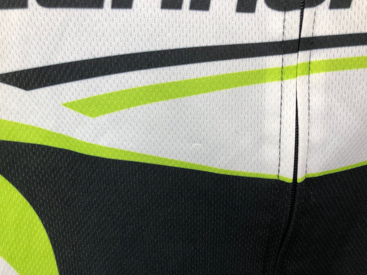 IP654 スゴイ SUGOI LIQUIGAS 半袖 サイクルジャージ 黒 XLサイズ