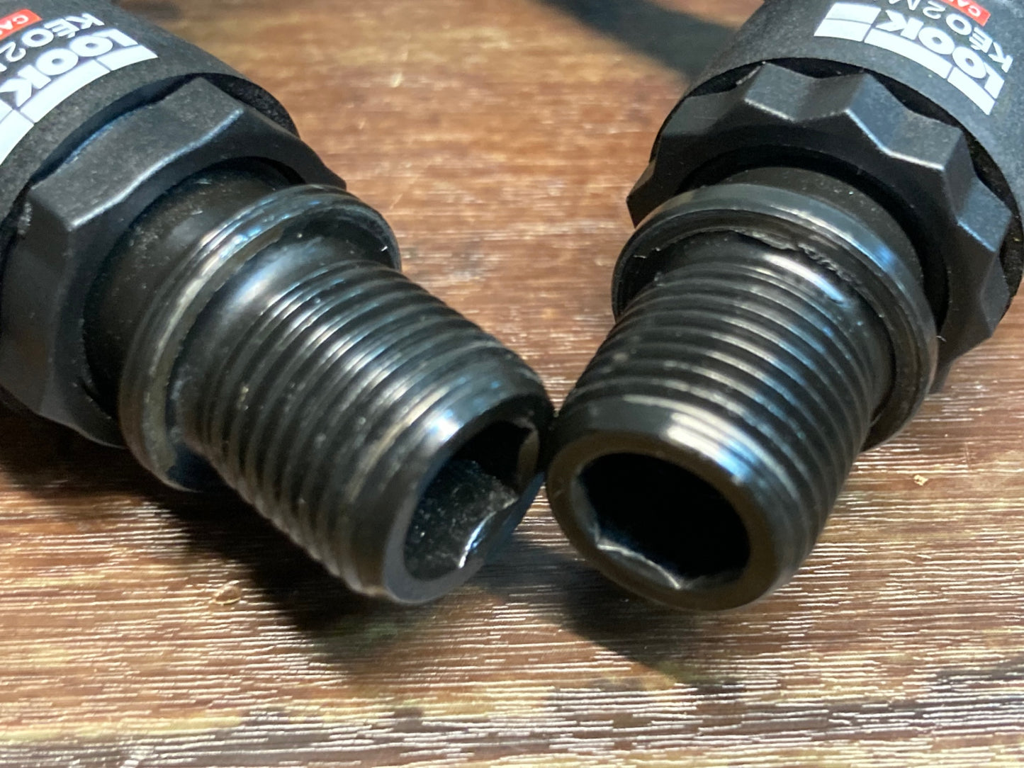 IX703 ルック LOOK KEO 2 MAX CARBON ビンディングペダル