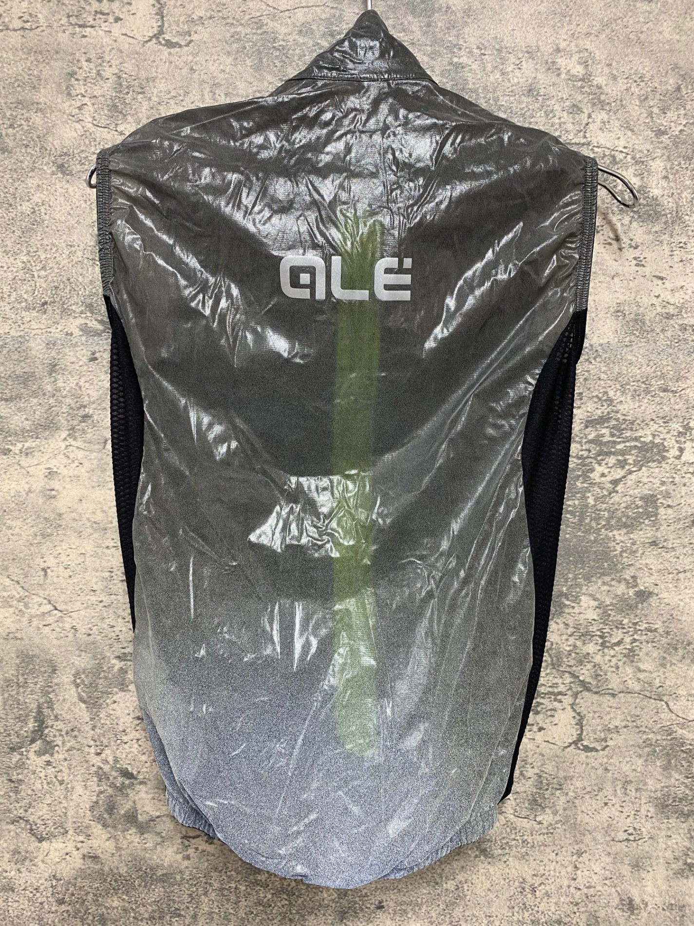 IZ241 アレ ALE サイクルベスト ジレ グレー 黒 S