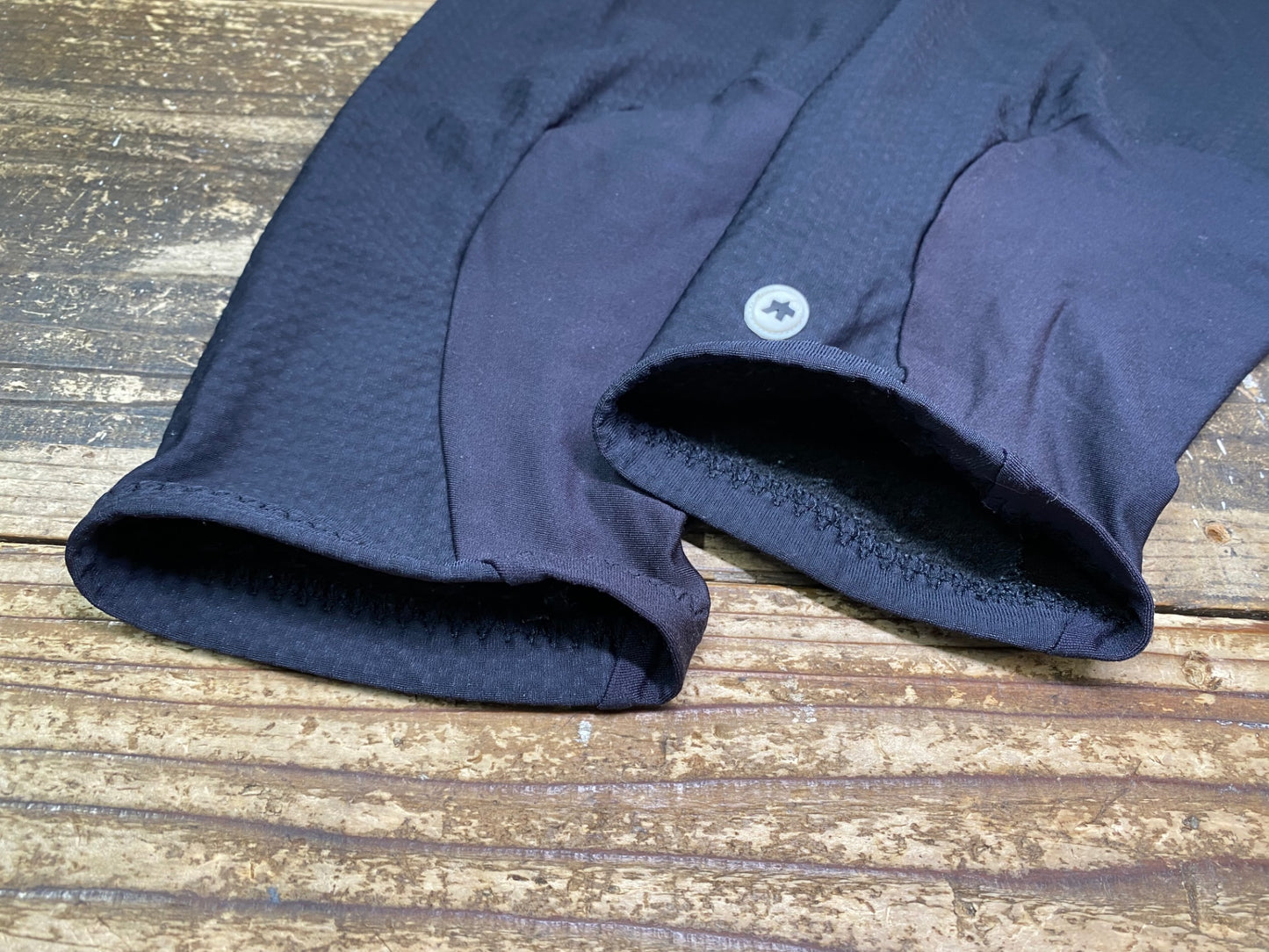JB311 アソス assos ニーウォーマー 黒 SIZE1