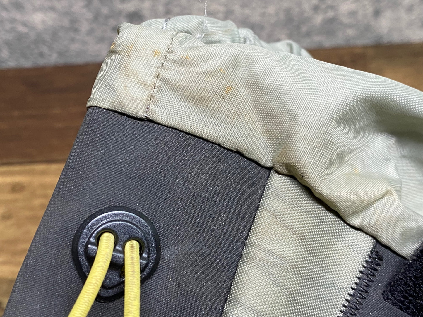 JA608 アピデュラ APIDURA Backcountry Food Pouch ハンドルバッグ グレー