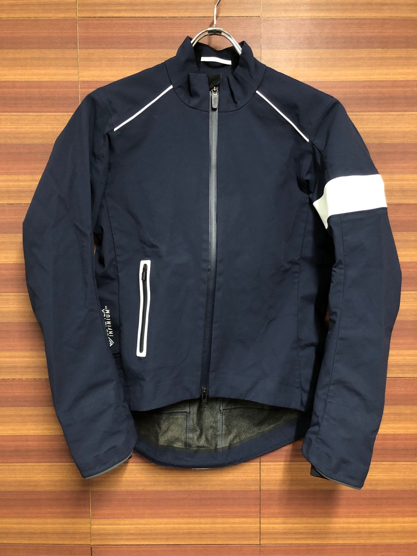 HV342 ラファ Rapha クラシックウィンタージャケット CLASSIC WINTER 