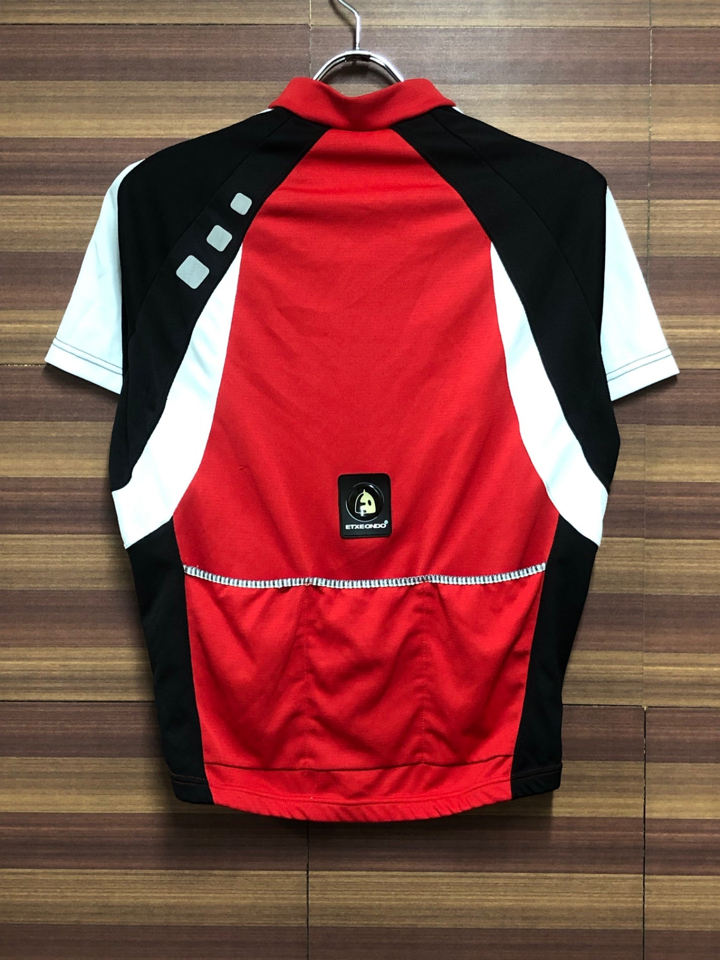 IB293 エチェオンド ETXEONDO 半袖サイクルジャージ 赤 M