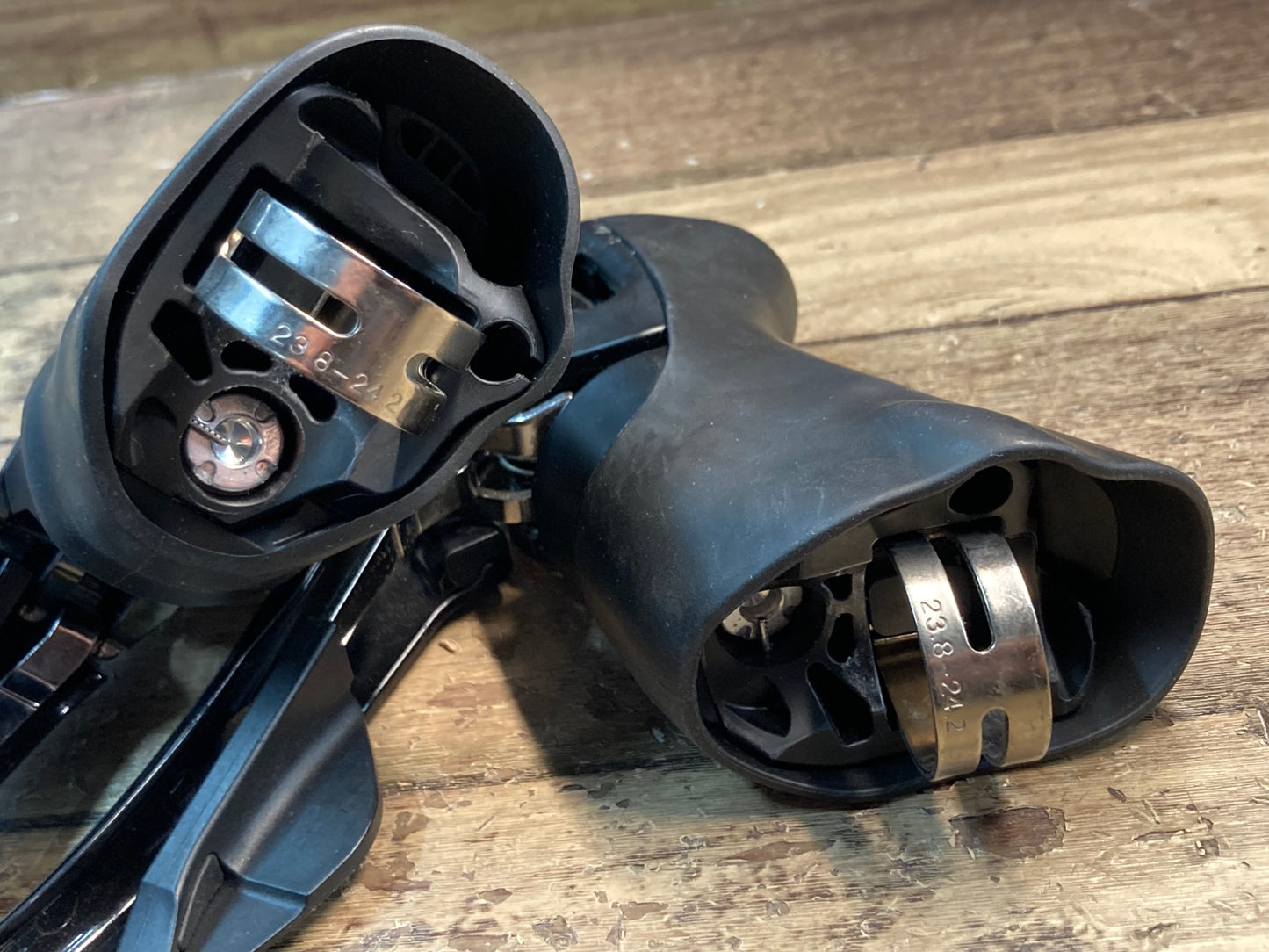 IL680 シマノ SHIMANO 105 ST-5800 STIレバー 2x11S