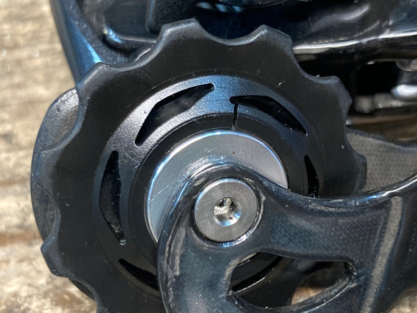 IR179 スラム SRAM レッド RED リアディレイラー SS 10S ※プーリー割れあり