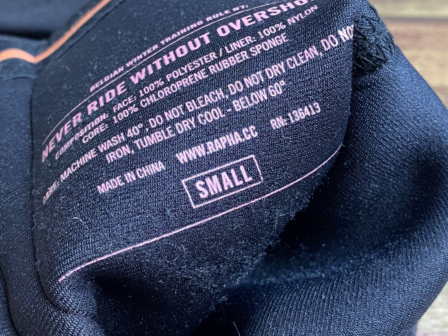 JD196 ラファ Rapha NEVER RIDE WITHOUT OVERSHOES シューズカバー 黒 S