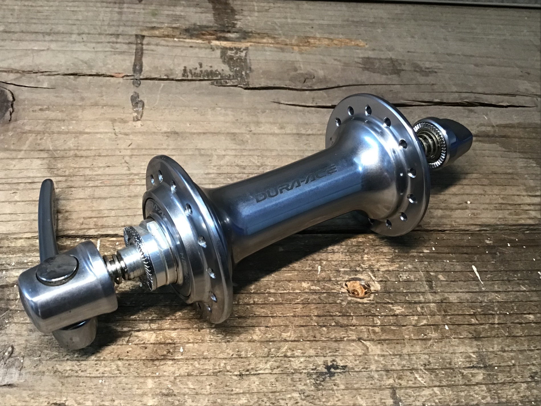 Jeu De Moyeux Shimano Dura-Ace HB-7800 - Avant Et Arrière - 28 Trous - 10 Vitesses - Avec Brochette - Neuf