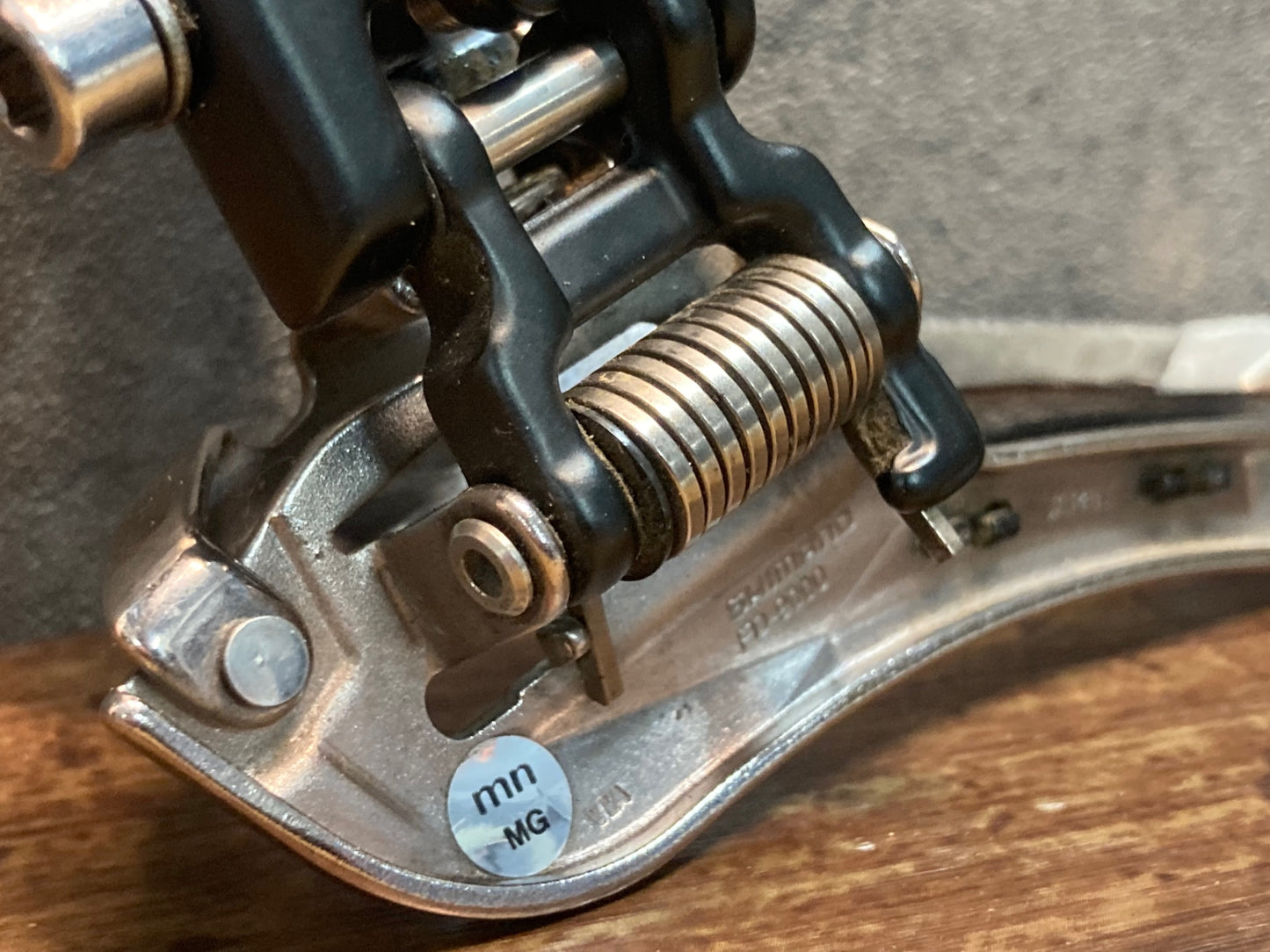 IR731 シマノ SHIMANO デュラエース DURA-ACE FD-9000 フロントディレイラー 直付け ※ワッシャー欠品