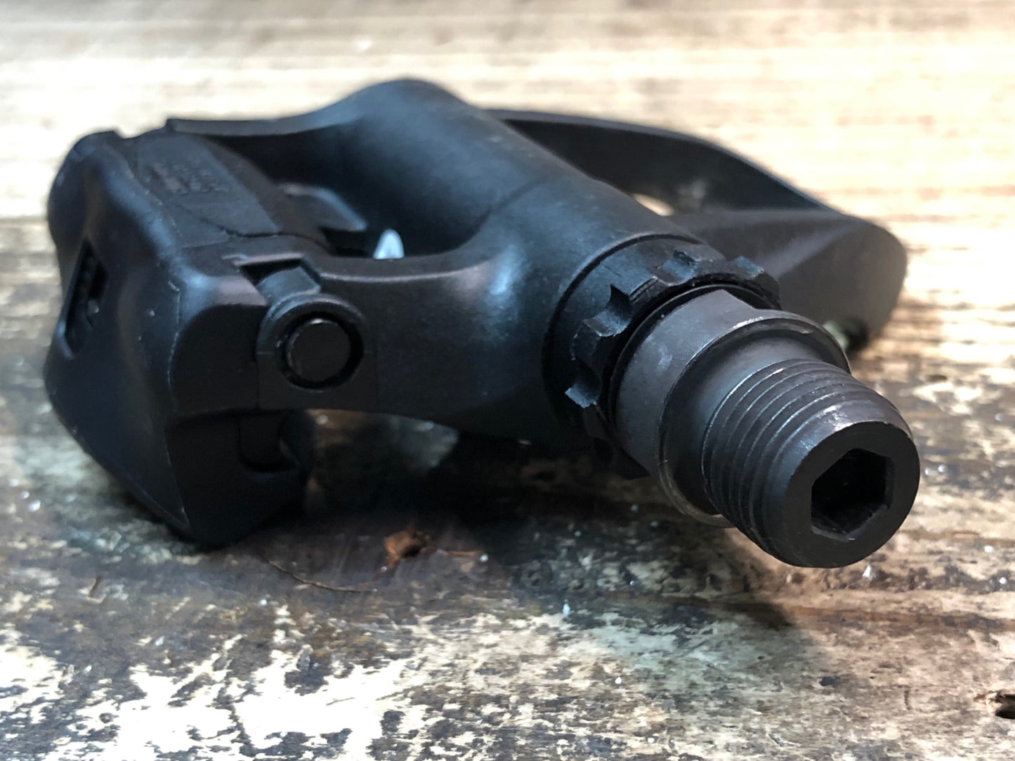 JA944 シマノ SHIMANO PD-R550 ビンディングペダル SPD-SL