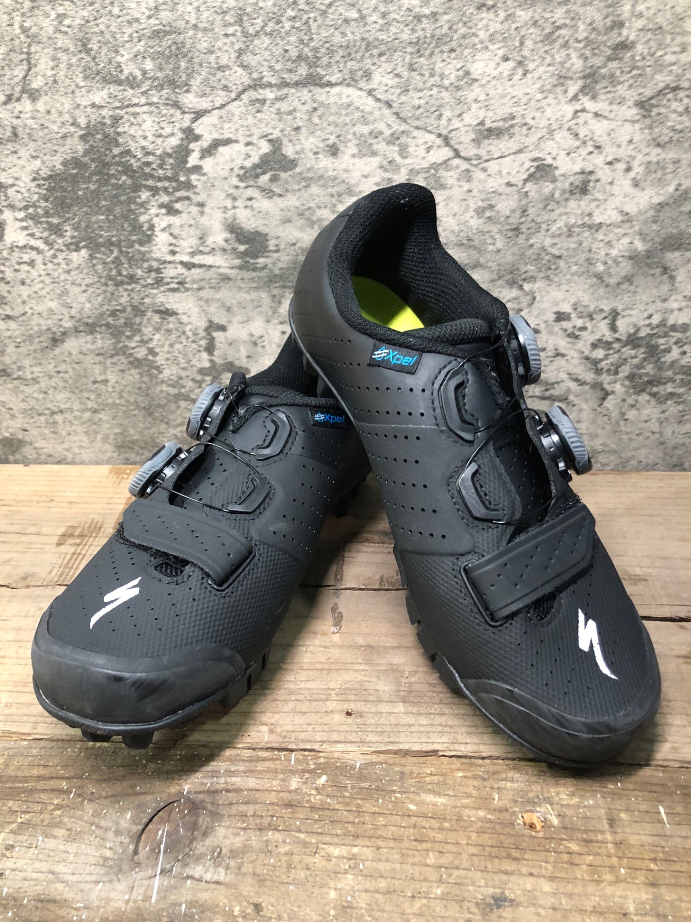 IN504 スペシャライズド SPECIALZIED リーコン RECON 3.0 シューズ 36 IN504 スペシャライズド SPECIALZIED リーコン RECON 3.0