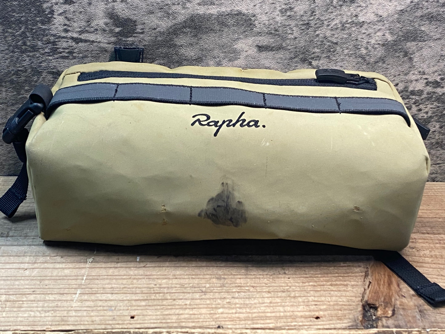 IZ166 ラファ Rapha Bar Bag ハンドルバーバッグ カーキ