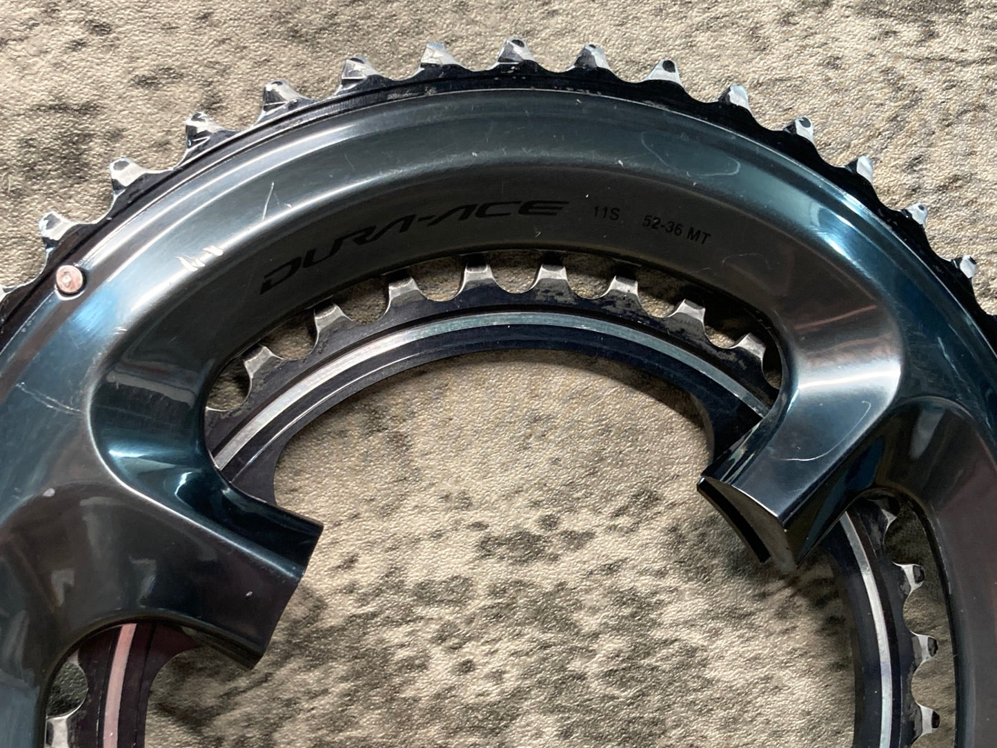 IP302 シマノ SHIMANO デュラエース DURA-ACE FC-R9100 チェーンリングのみ 52/36T チェーンリング固定ボルト付属