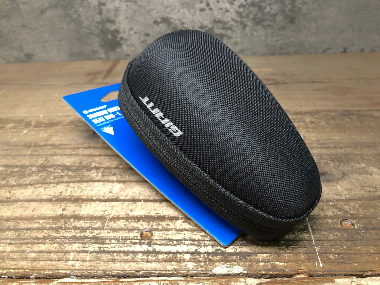 IV775 ジャイアント GIANT SHADOW UNICLIP SEAT BAG-L サドルバッグ
