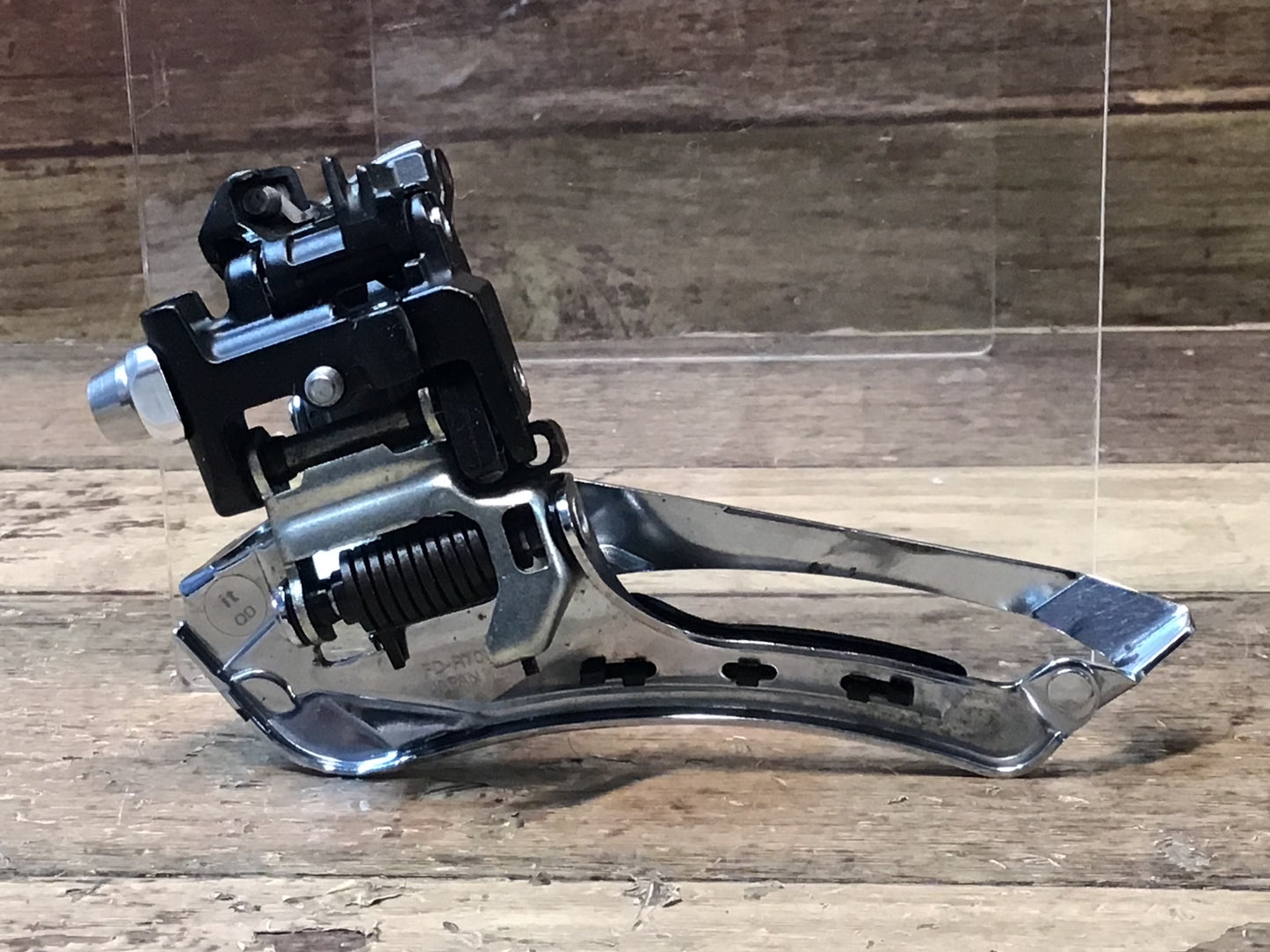 IK379 シマノ SHIMANO 105 FD-R7000 2x11s フロントディレイラー 直付 シルバー