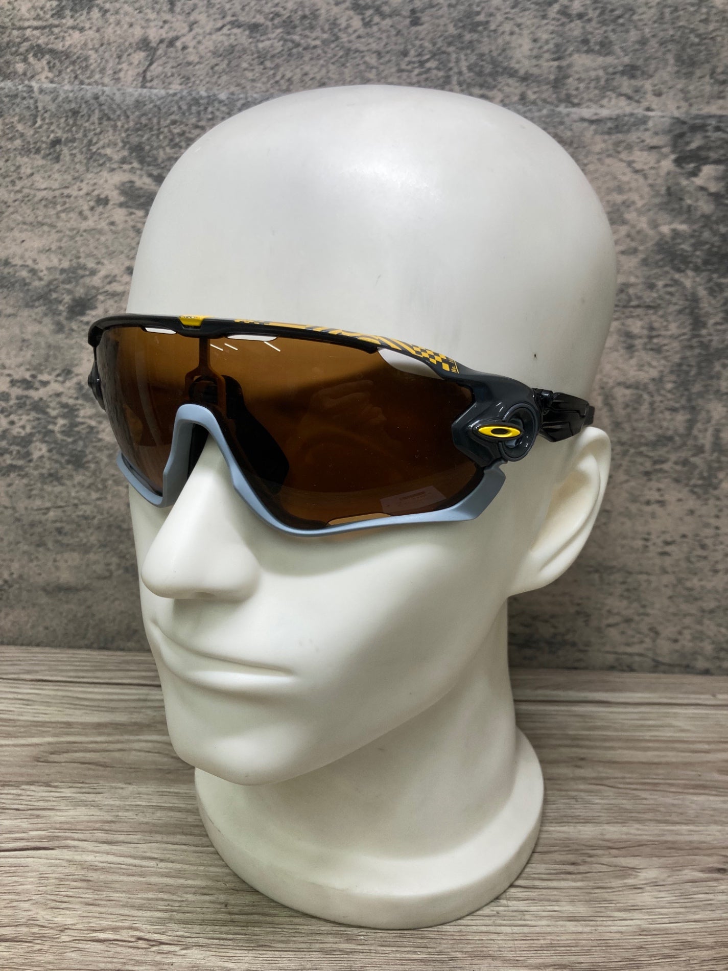 IZ101 オークリー OAKLEY ジョウブレイカー JAWBREAKER サングラス アイウェア ツールドフランス限定 2018 ※レンズ非純正、傷、塗装欠け、錆あり