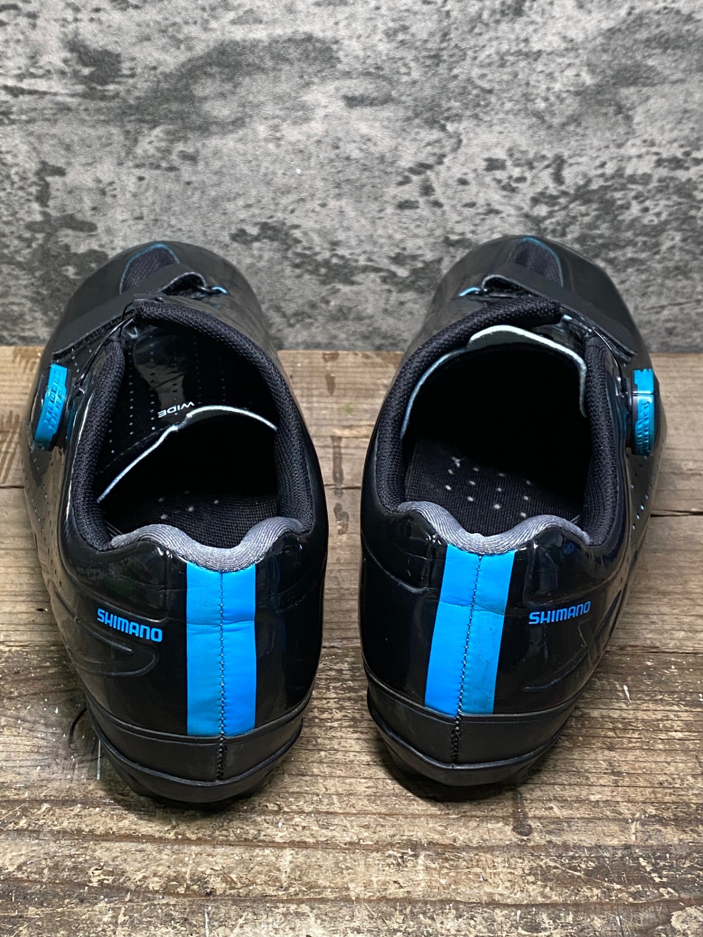 IW997 シマノ SHIMANO SH-XC700-E L ビンディングシューズ SPD EU42E ワイド ブラック