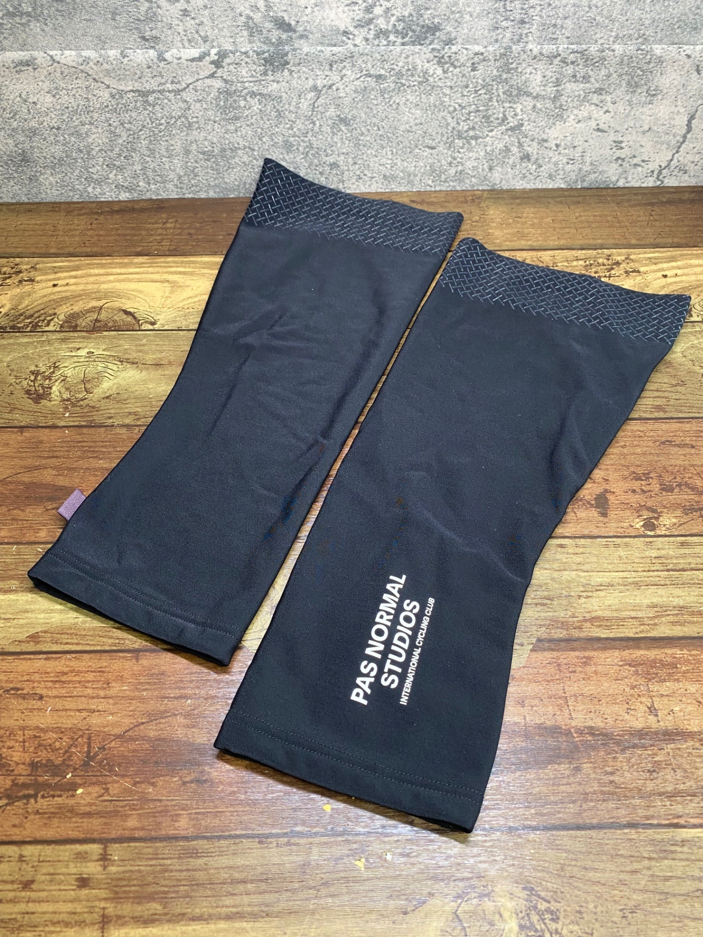 IY505 パスノーマルスタジオ PAS NORMAL STUDIOS ニーウォーマー Knee Warmers 黒 M