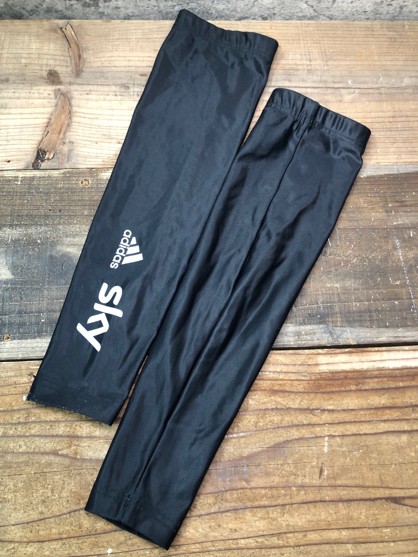 IP093 アディダス adidas アームウォーマー 黒 3 TEAM Sky ※タグカット