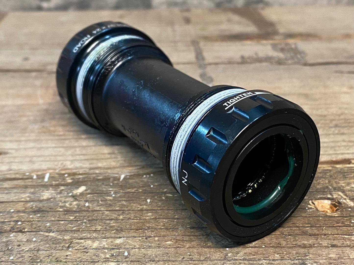 IP720 シマノ SHIMANO デュラエース DURA-ACE SM-BB9000 ボトムブラケット 68mm