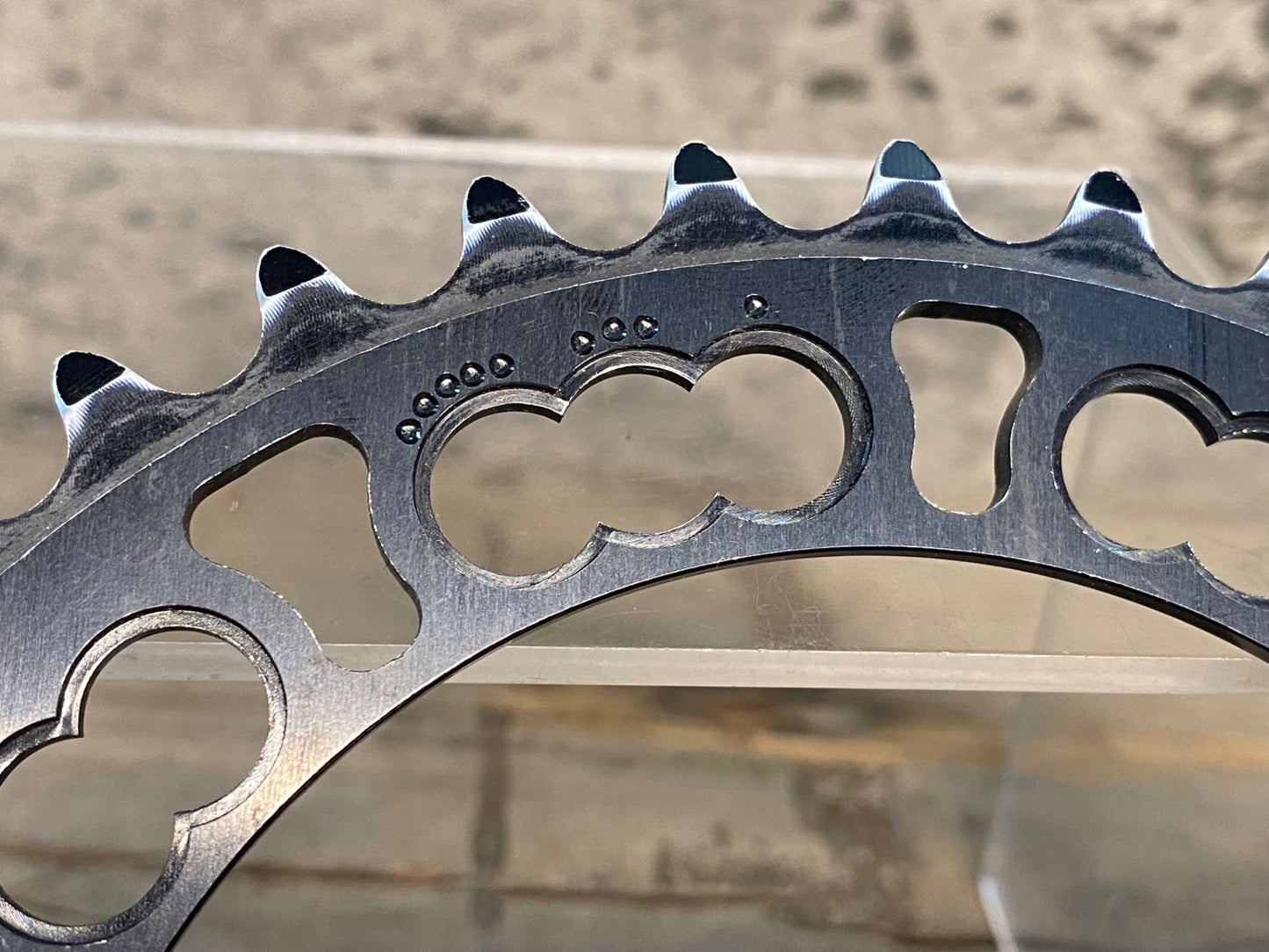 IO761 ローター ROTOR Q-RINGS チェーンリング 楕円 36T BCD110