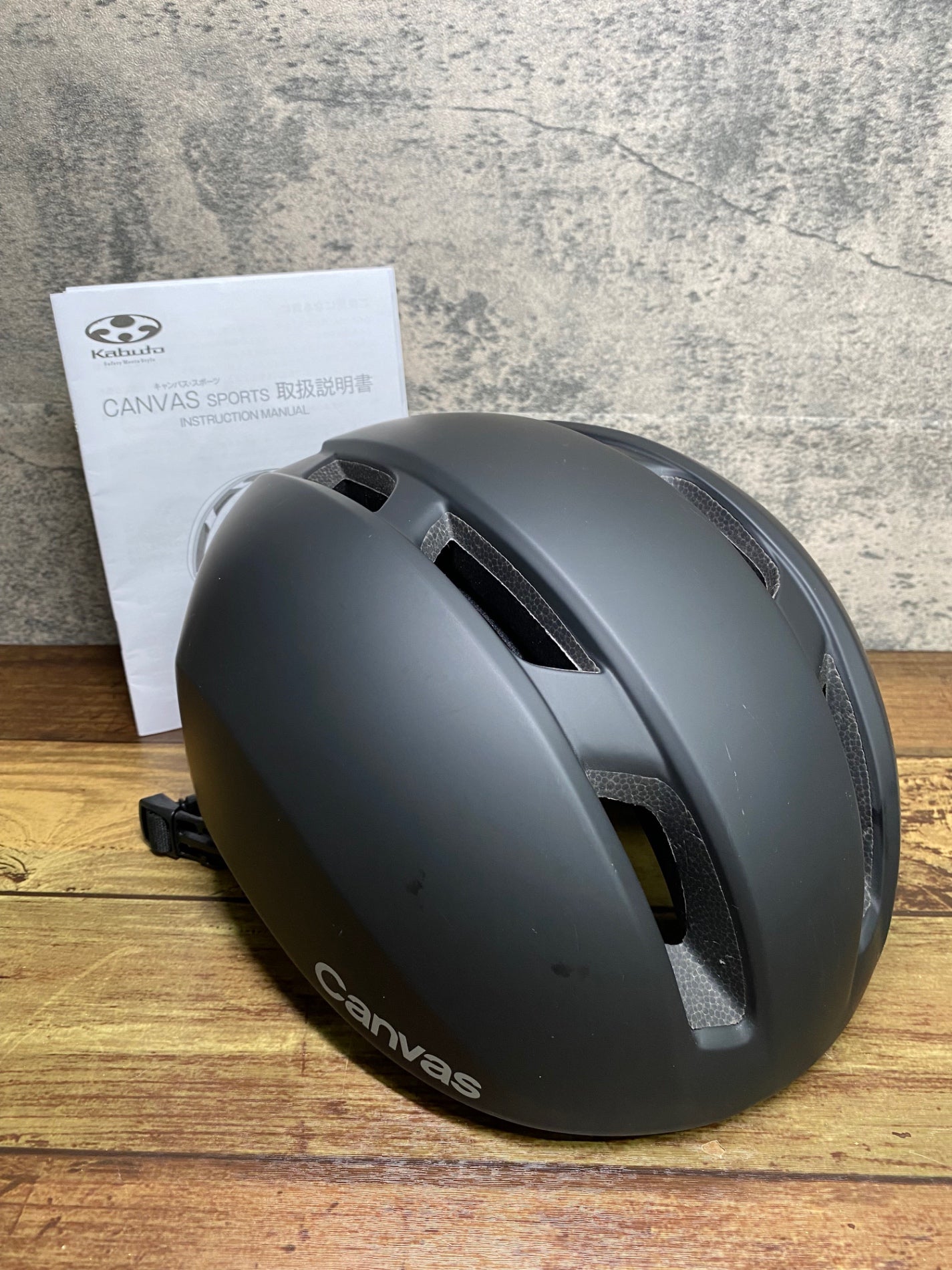 IW303 オージーケーカブト OGK kabuto CANVAS ヘルメット M/L R05/10製造