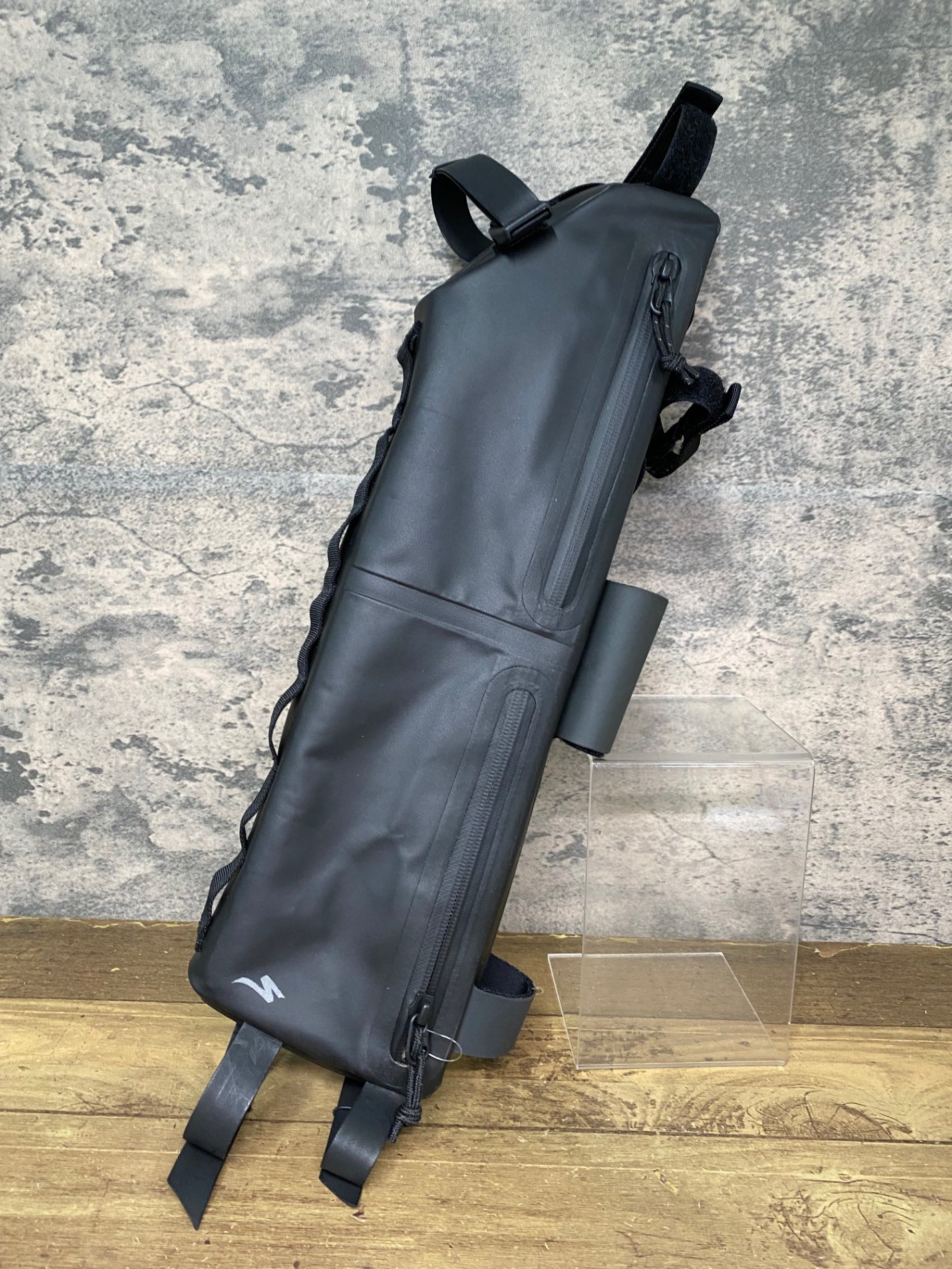 JB124 スペシャライズド SPECIALIZED BURRA BURRA FRAMEPACK5 フレームバッグ 黒