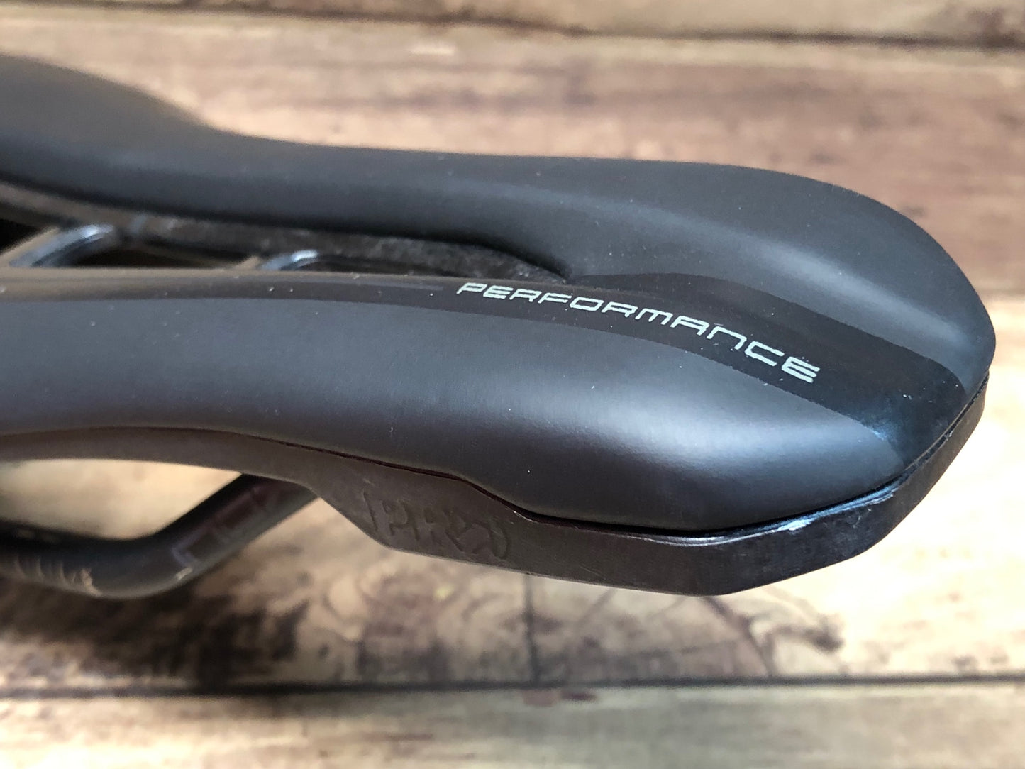 IK458 シマノ SHIMANO プロ PRO ステルス STEALTH PERFORMANCE サドル 黒 inoxレール