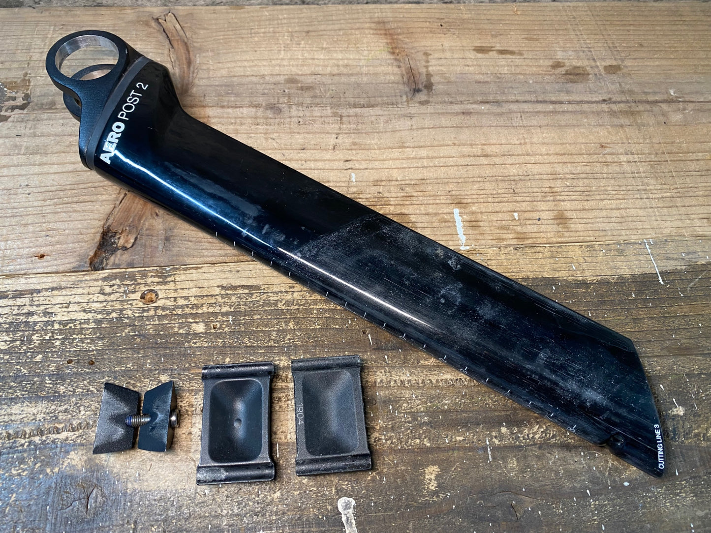 IM687 ルック LOOK シートポストAERO POST2 320mm カット済み